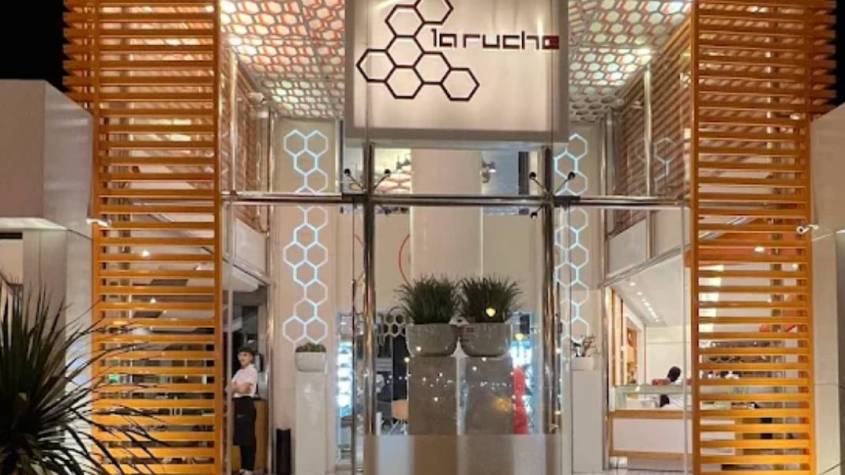 café-restaurant La Ruche pour y rompre le jeûne