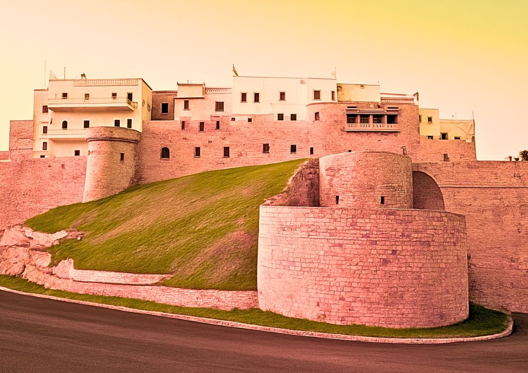 La lumière du soleil au moment de l'aube à Tanger