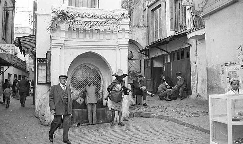 Ancienne photo de la rue Siaghine à Tanger la migratoire